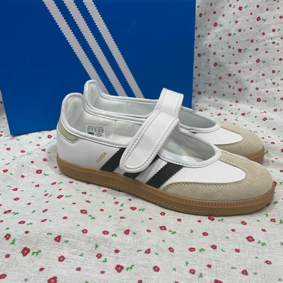 Adidas Samba Jane Sneakers - Picture 2 of 5